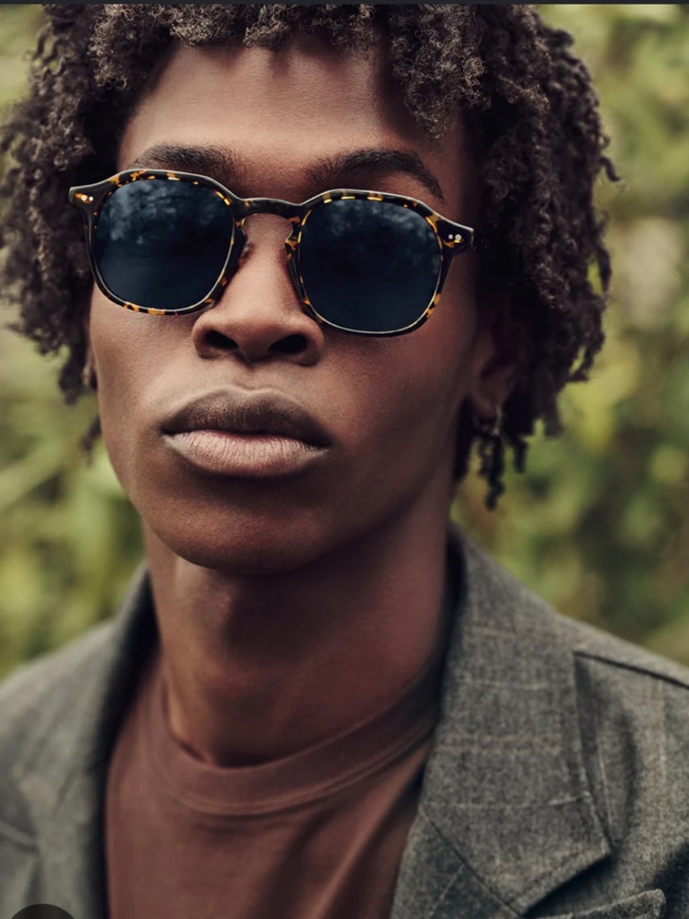 Warby Parker x Noah Terrence Tortoiseshell Sunglasses - Picture 2 of 5